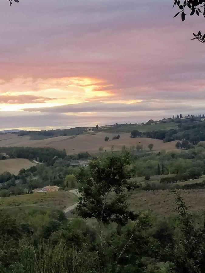 Residenza Il Platano Fortilizio Di Campiglia Rapolano Terme Exterior photo