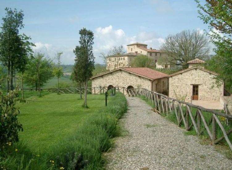 Residenza Il Platano Fortilizio Di Campiglia Rapolano Terme Exterior photo