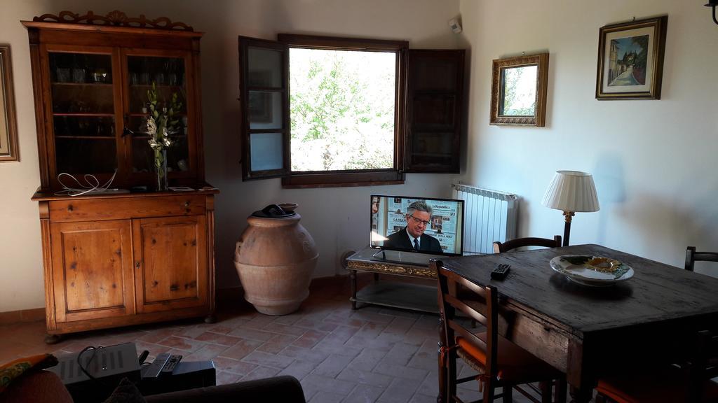 Residenza Il Platano Fortilizio Di Campiglia Rapolano Terme Exterior photo